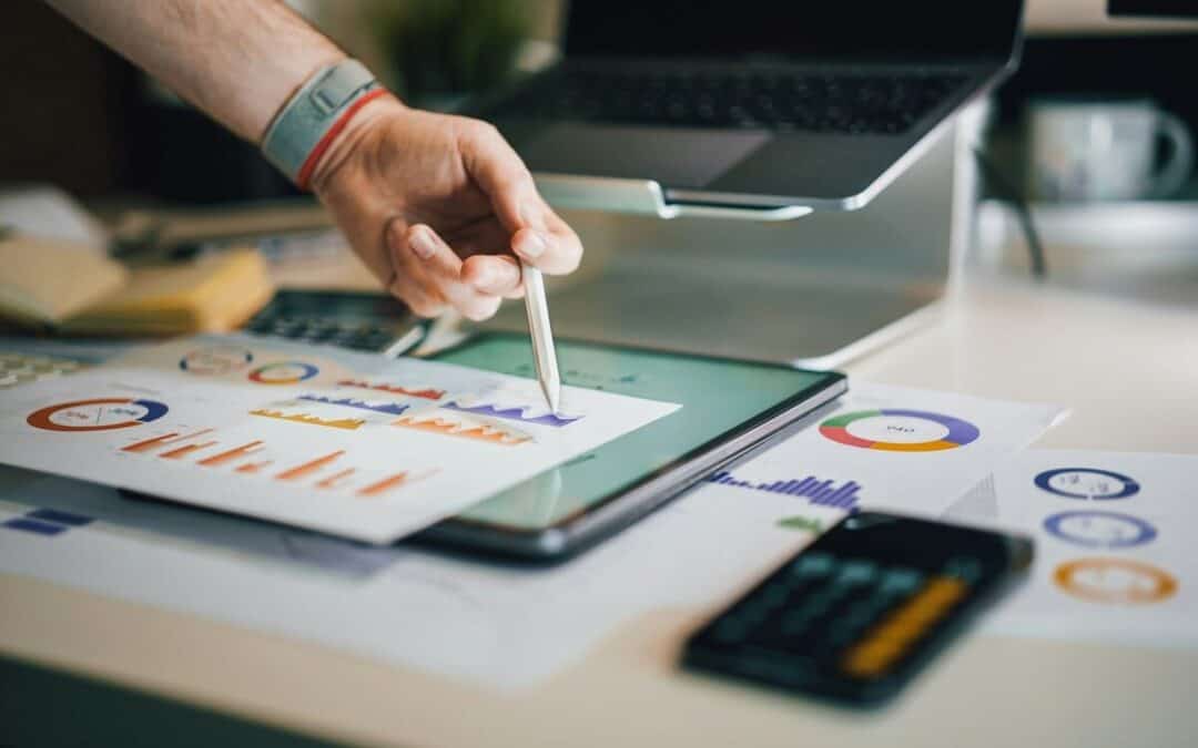 6 Advantages of Outsourcing Self-Storage Bookkeeping